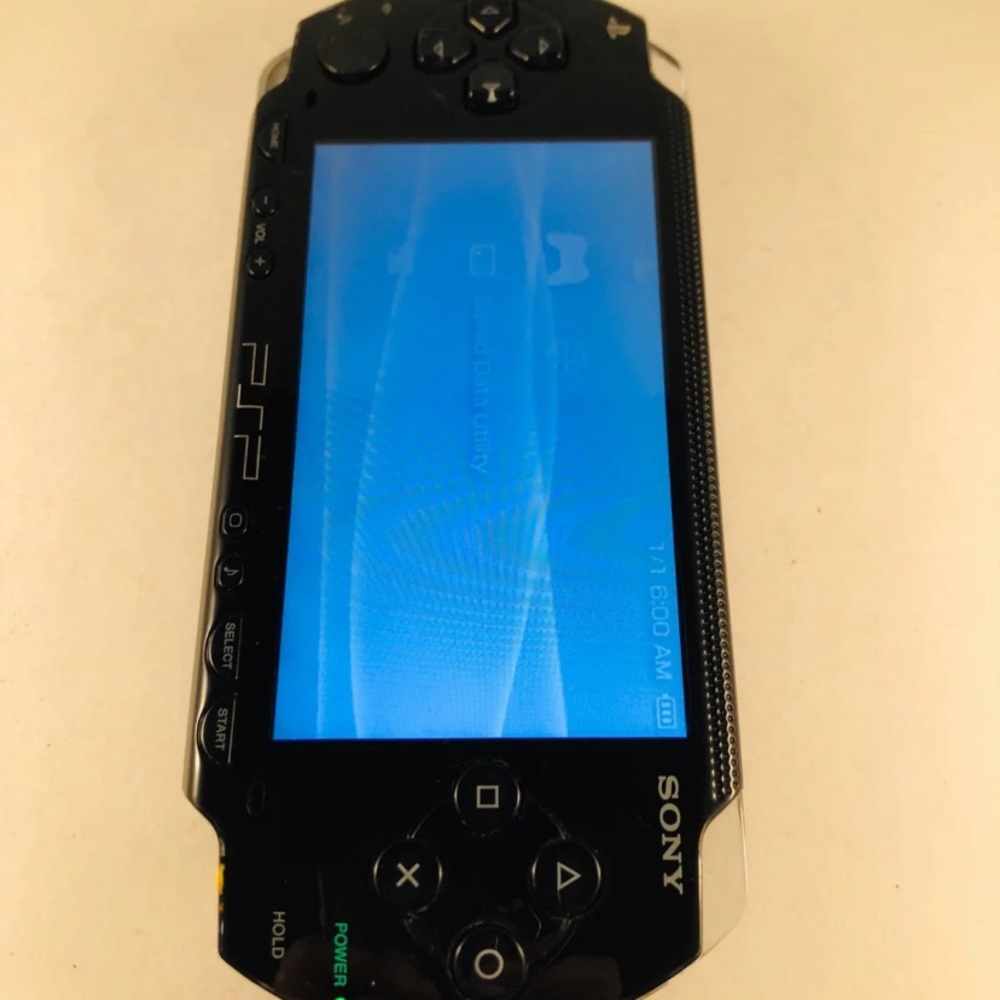 PSP bundle - Picture 2 of 5